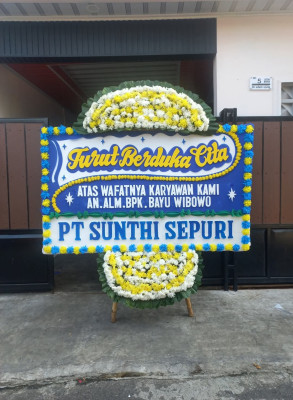 Papan Bunga Duka di Ngancar