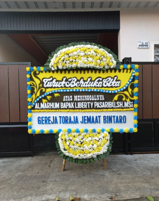 Papan Bunga Duka di Ngancar